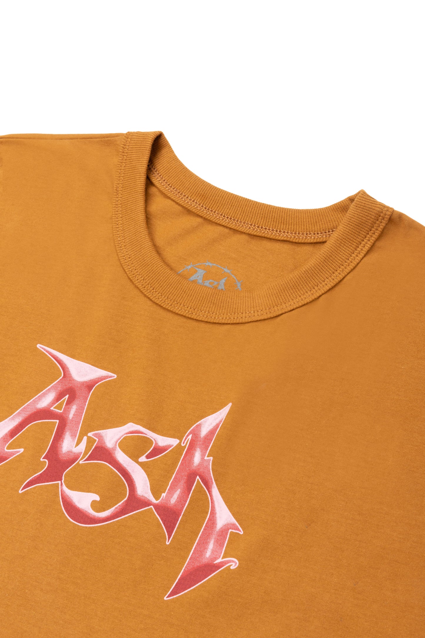 CAMISETA LOGO (marrom)
